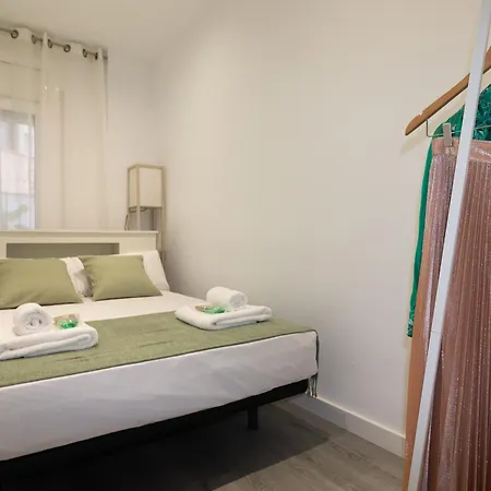 Spacious New And Renovated In Plaza Espana With Stunning Terrace-garden And Exquisite Decoration Apartmán Barcelona
