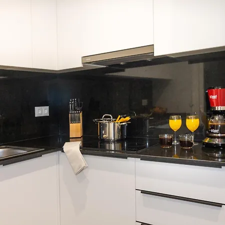 Apartmán Spacious New And Renovated In Plaza Espana With Stunning Terrace-garden And Exquisite Decoration *