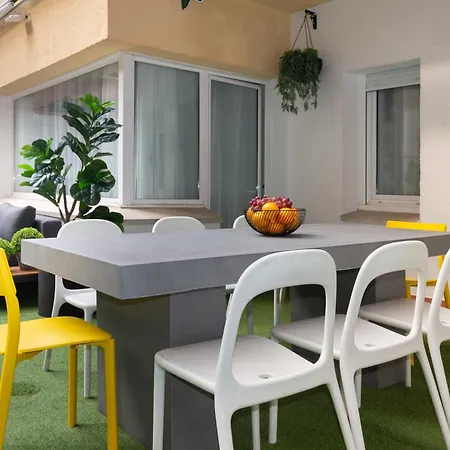 Spacious New And Renovated In Plaza Espana With Stunning Terrace-garden And Exquisite Decoration * Barcelona