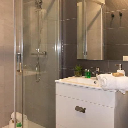 Spacious New And Renovated In Plaza Espana With Stunning Terrace-garden And Exquisite Decoration Barcelona