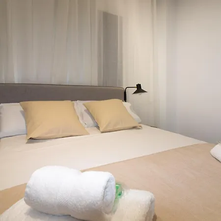 Apartmán Spacious New And Renovated In Plaza Espana With Stunning Terrace-garden And Exquisite Decoration *